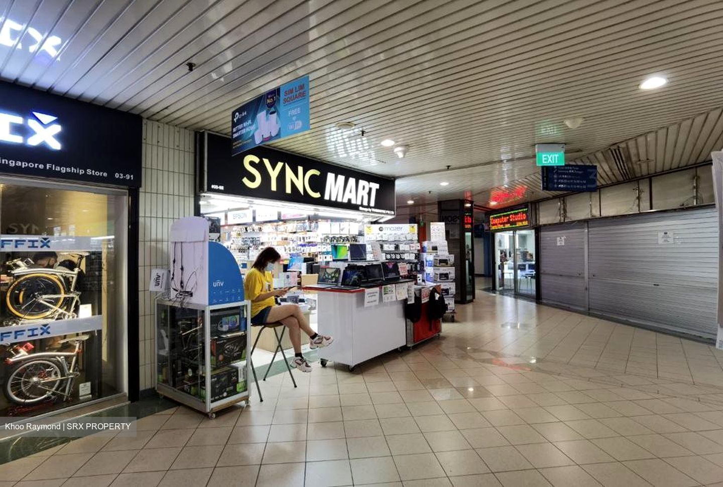 Sim Lim Square (D7), Shop House #361853141